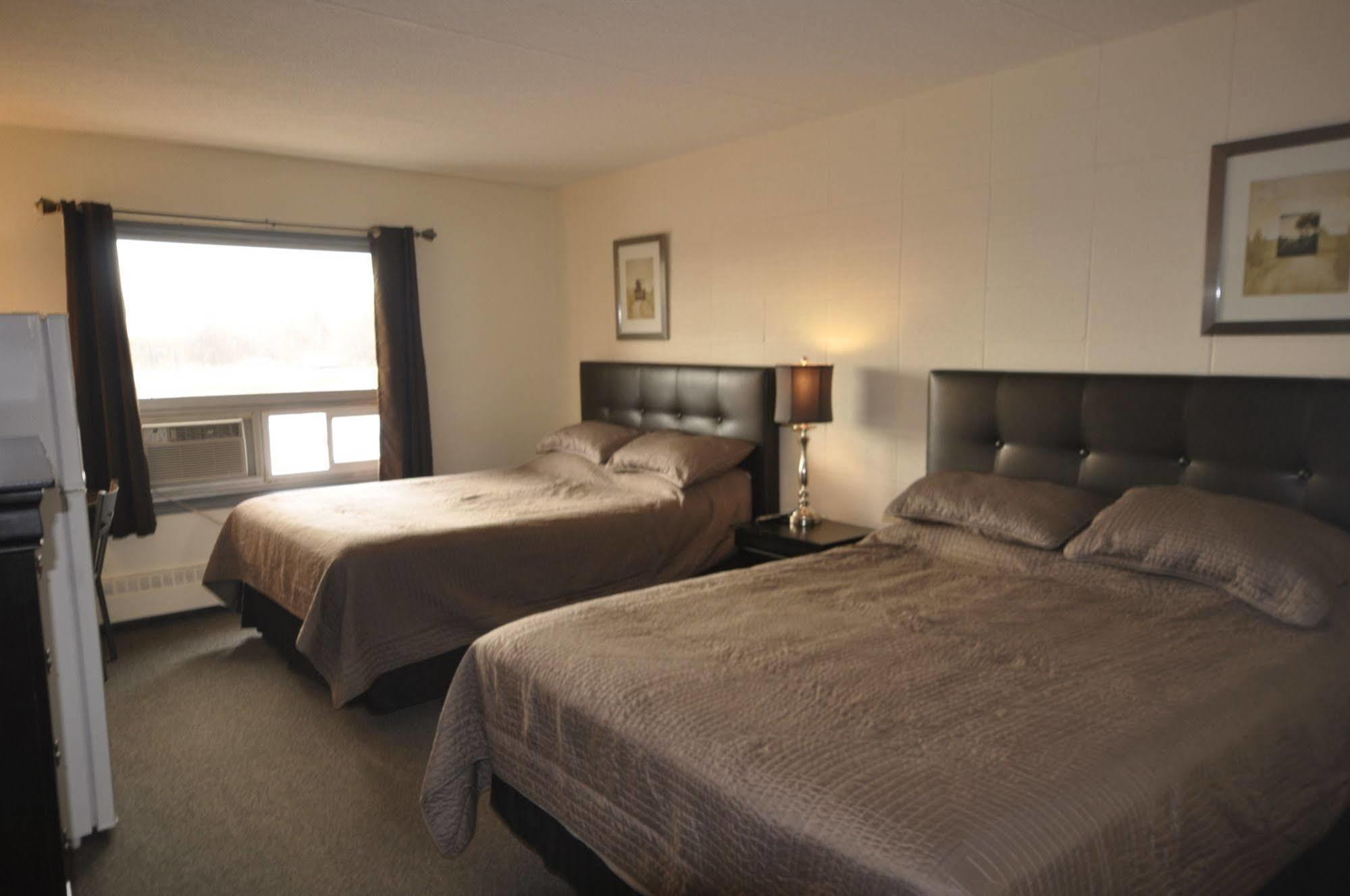 Beaverlodge Motor Inn Eksteriør bilde